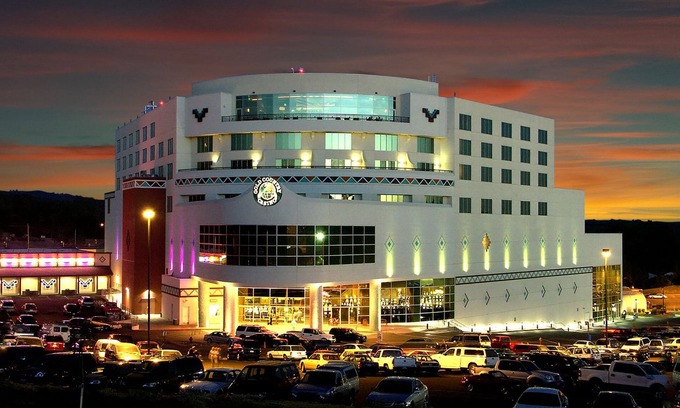 Oroville East Hotel | Gold Country Casino Resort