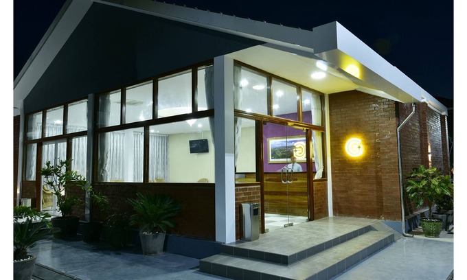 Loikaw Hotel | Gold Hotel