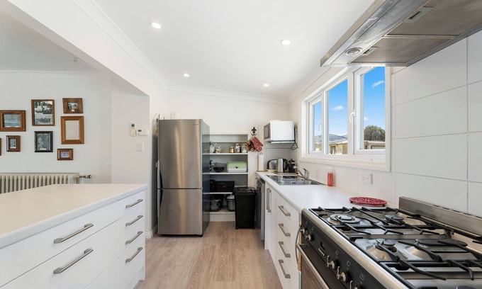 Bannockburn House | Gold Miners Cottage - Bannockburn Holiday Home