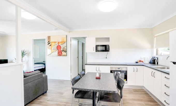 Monkland House | Gold Rush Apartments