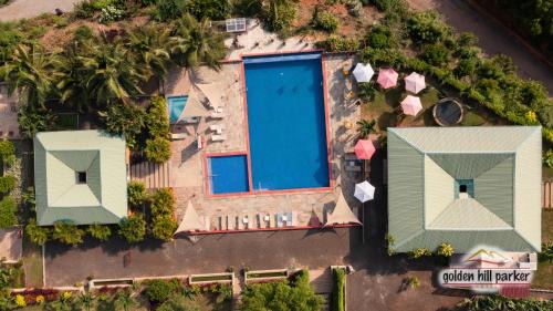 Elmina Hotel | Golden Hill Parker Hotel