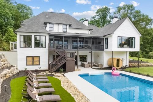 Cleveland House | Golden Hill Retreat