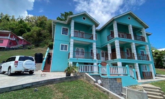 Colonarie Apartment | Golden Palms Two-Bedroom Apartment