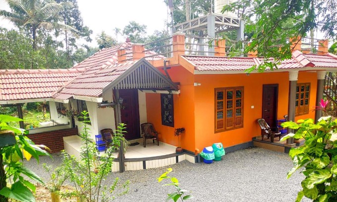 Sulthan Bathery House | Golden Peak Estate Homestay