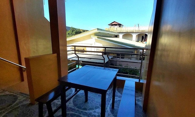 Puerto Princesa City Centre House | Golden Pension House