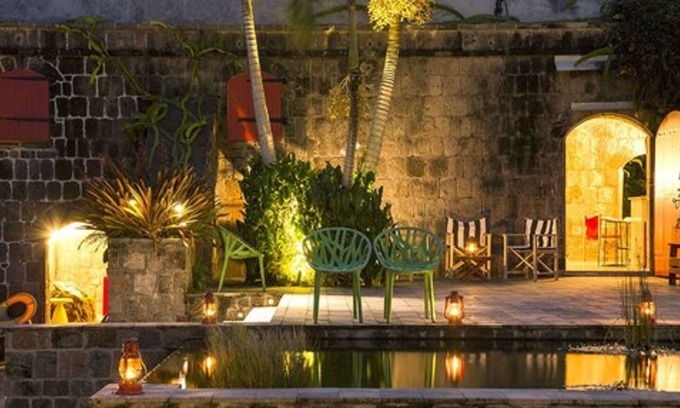 Fountain Hotel | Golden Rock Inn