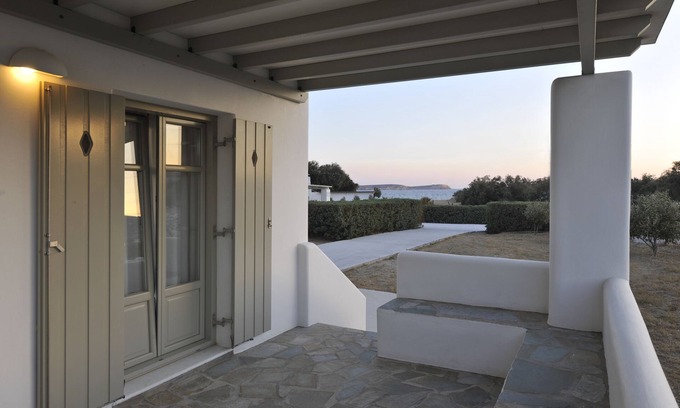 Chrissi Akti House | Golden Sand Paros