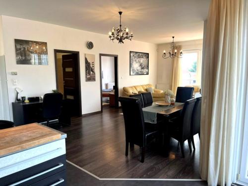 Siofok Aranypart Apartment | Golden Shore Retreat