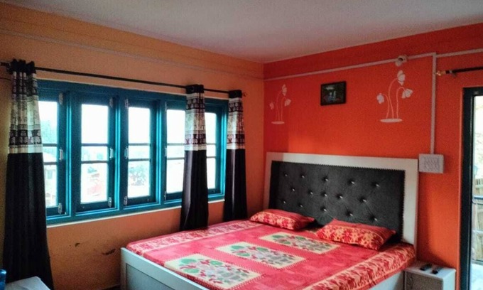 Dalhousie House | Golden Sunrise Villa: Your Idyllic Retreat in Talai