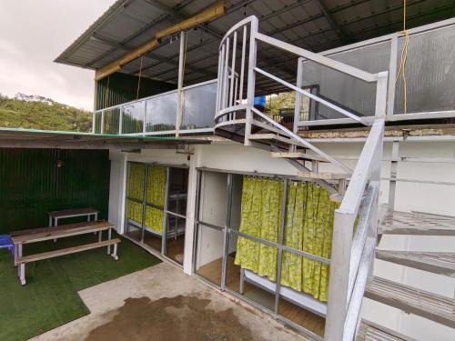 Arakan Apartment | Goldene Auszeit