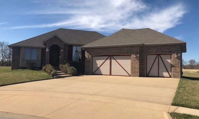 Brookline Station House | Golf Getaway! Perfect for Large Families!
