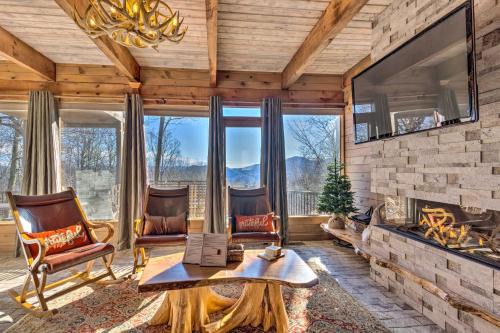 Maggie Valley House | Golf, Sauna, Creek Spectacular Smoky Mtn-View Gem