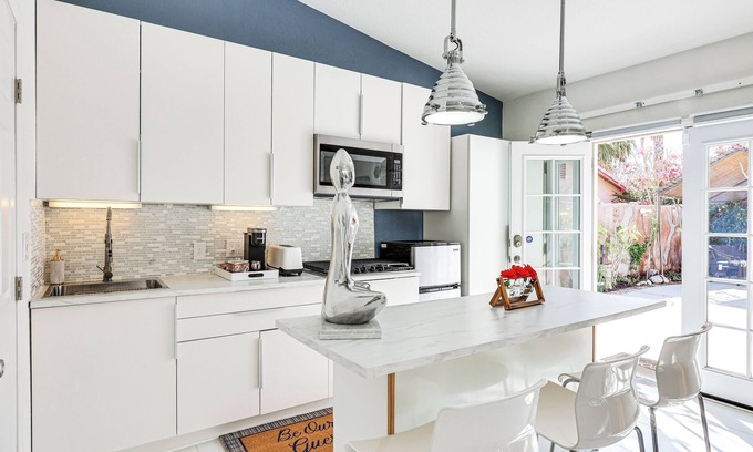 Magnesia Falls Cove Apartment | Golf, Shop & Hike: Sleek Rancho Mirage Studio