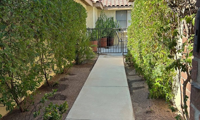 Palm Desert Condo | Golfer’s Paradise- Two bedroom condo in Palm Desert’s best community