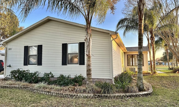 The Villages House | Golfers Paradise on a cul de sac! Golf cart option!