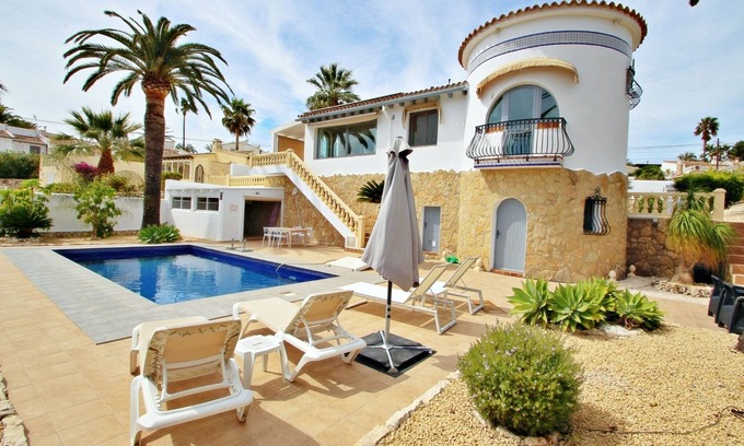 El Tesoro Villa | Golondrina - panoramic hillside holiday house in Moraira