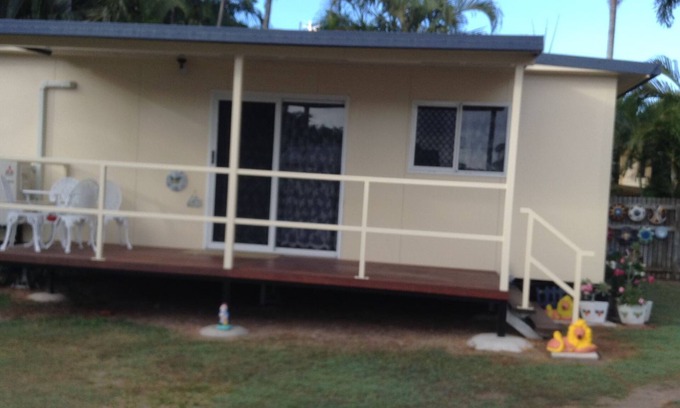 Railway Estate Hotel | Gomeville Townsville