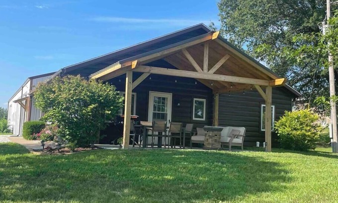 Bevier Cabin | Goose Lodge - at The Lodges of Long Branch