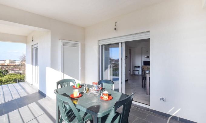 Nicotera Marina Apartment | Gorgeous apartment in Nicotera Marina