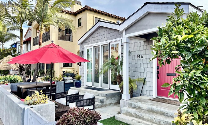 Belmont Shore House | Gorgeous Belmont Beach house two blocks to the beach!