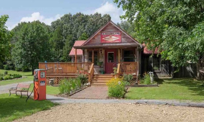 Springfield House | Gorgeous country cottage