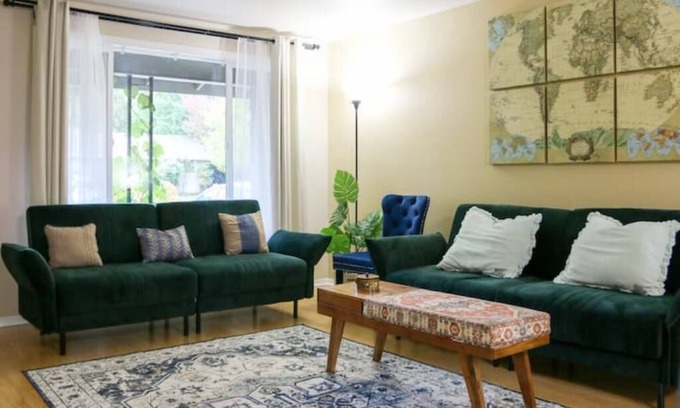 Beaverton House | π Gorgeous Entire House + Parking π