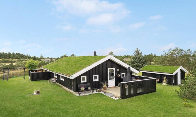 Blavand House | Gorgeous home in Blåvand with WiFi
