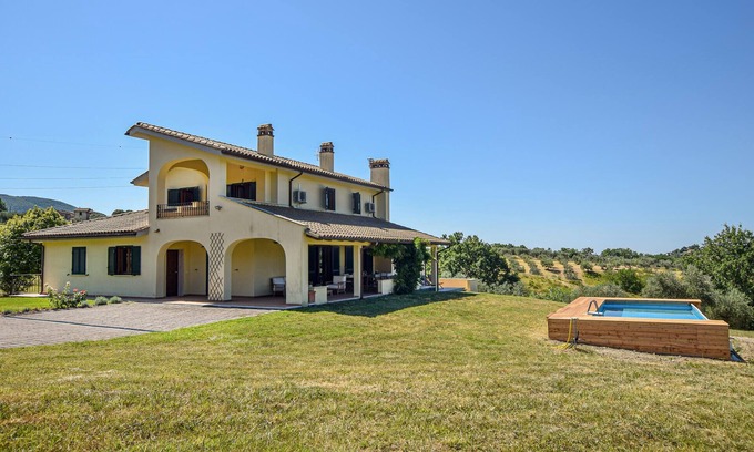 Casperia House | Gorgeous home in Casperia