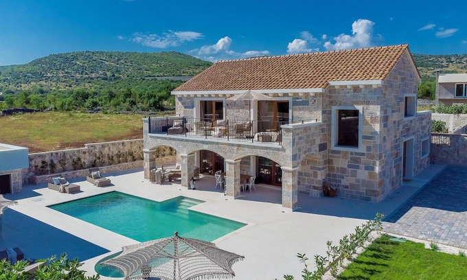 Businci House | Gorgeous home in Cera with WiFi