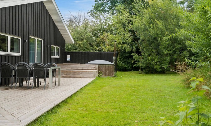 Hjerm House | Gorgeous home in Hjerm with kitchen