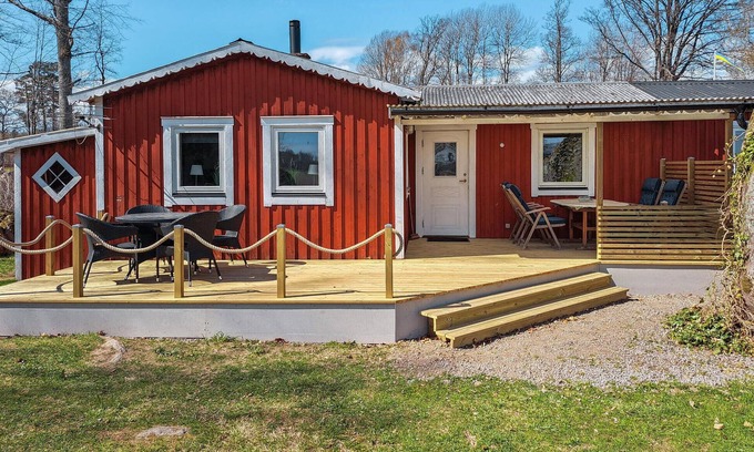 Torne House | Gorgeous home in Lönashult with WiFi