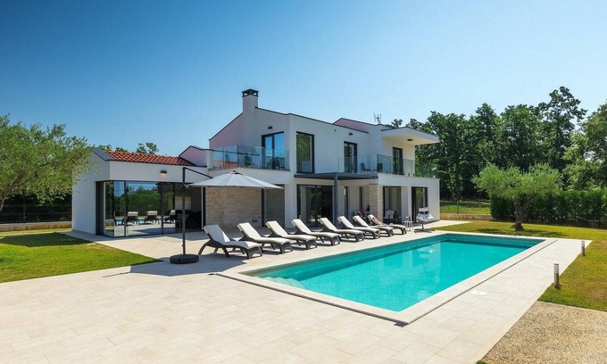 Vrznaveri House | Gorgeous home in Porec