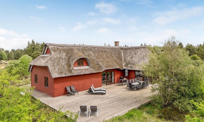 Sønderstrand House | Gorgeous home in Rømø with kitchen