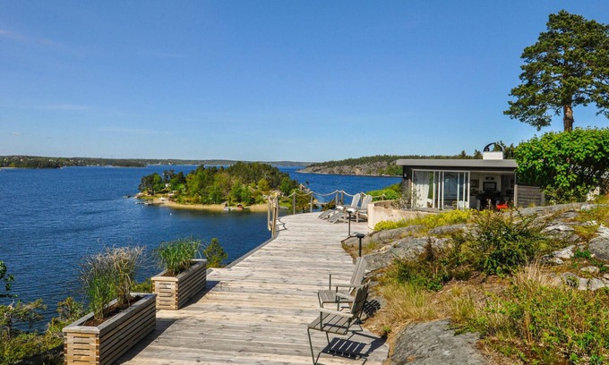 Saltsjobaden House | Gorgeous home in Saltsjöbaden