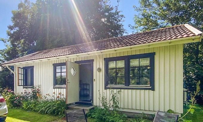 Skivarp House | Gorgeous home in Skivarp with kitchen