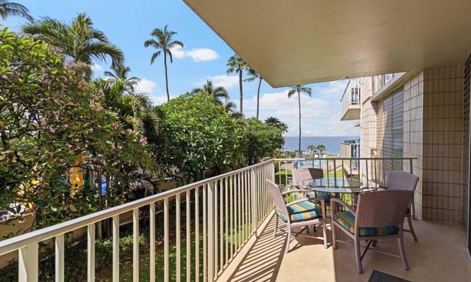 Kihei Condo | Gorgeous Oceanfront Condo! - Kamaole Nalu #202