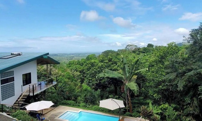 Savegre House | Gorgeous sunsets at brand new Casa Arbol DelMar