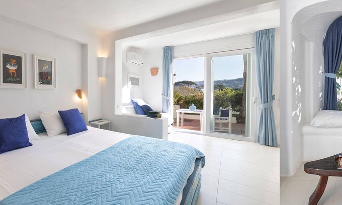 Forio Cabin | Gorgeous Superior Room with a Garden Terrace in a Botanical Garden