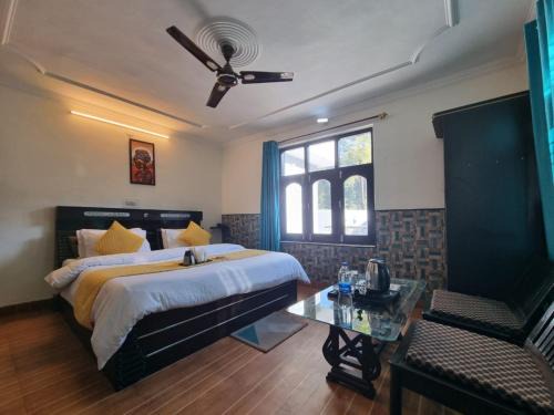 Banikhet Hotel | Goroomgo Stay Well Chamba