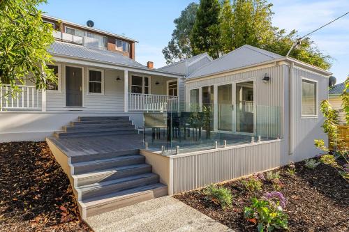 Hobart Central Business District House | Goulburn Cottage - Comfort Style and Location