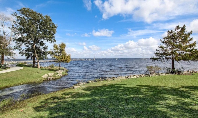 Green Cove Springs House | GovernorsFishCamp for 7/Boating