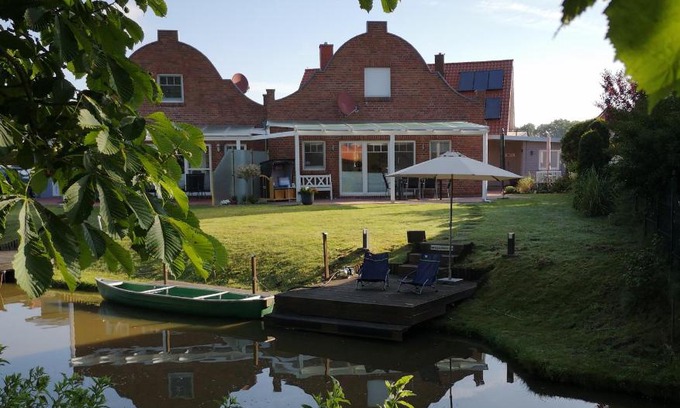 Greetsiel House | Grachtenkate