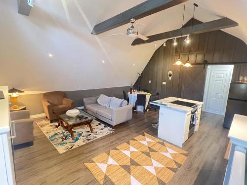 Goderich Apartment | Granary Guest House