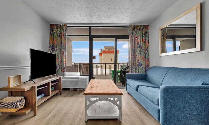 Myrtle Beach Condo | Grand Cayman #553: 1 BR, 1 BA Condominium in Myrtle Beach, Sleeps 6