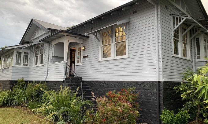Girards Hill House | Grand Central Lismore Home