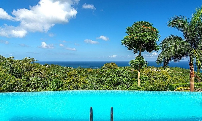 Tryall Villa | Grand Colonial Style Villa, Magnificent Sea Views, Private Infinity Pool & Gym, Great for Families!
