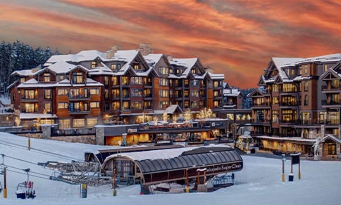 Peak 8 Condo | Grand Colorado on Peak 8 Slope side Suite. President's Day Week, Feb 16-19 2025