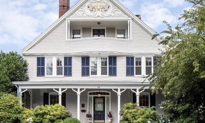 Top of the Hill House | Grand historic Newport home! Center of town. Walk to everything!
