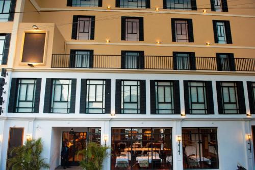 Andohalo Hotel | Grand Hotel Urban
