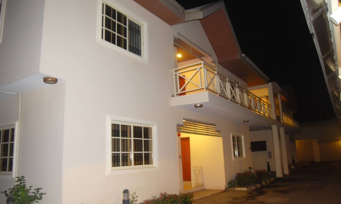 Ijebu Ode Hotel | Grand Inn & Suites